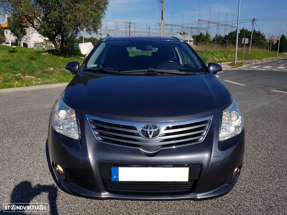 Toyota Avensis SW 2.0 D-4D Exclusive - 55