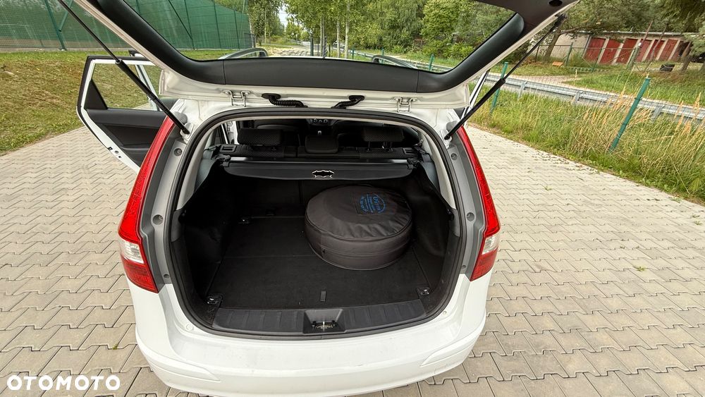 Hyundai i30 1.4 Classic + World Cup - 21