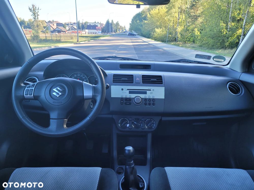 Suzuki Swift 1.3 Comfort - 12