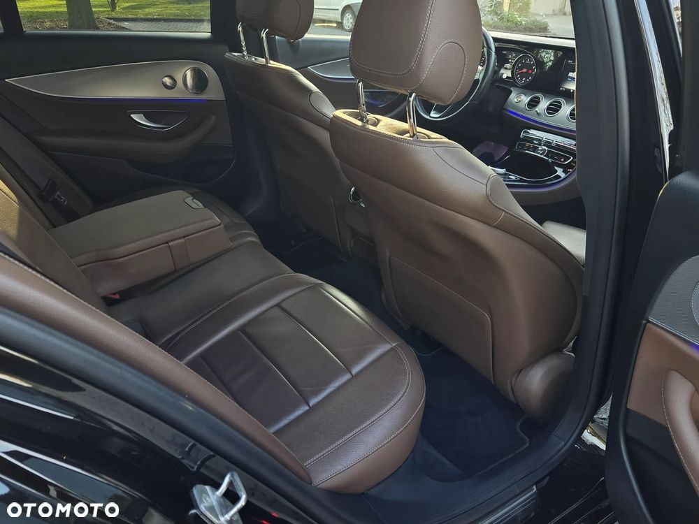 Mercedes-Benz Klasa E 400 Avantgarde - 19