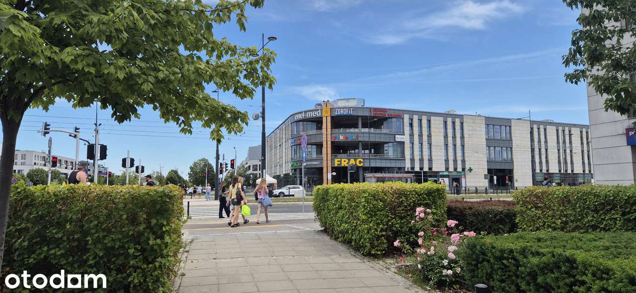 Piękna, jasna kawalerka w centrum miasteczka Wilanów