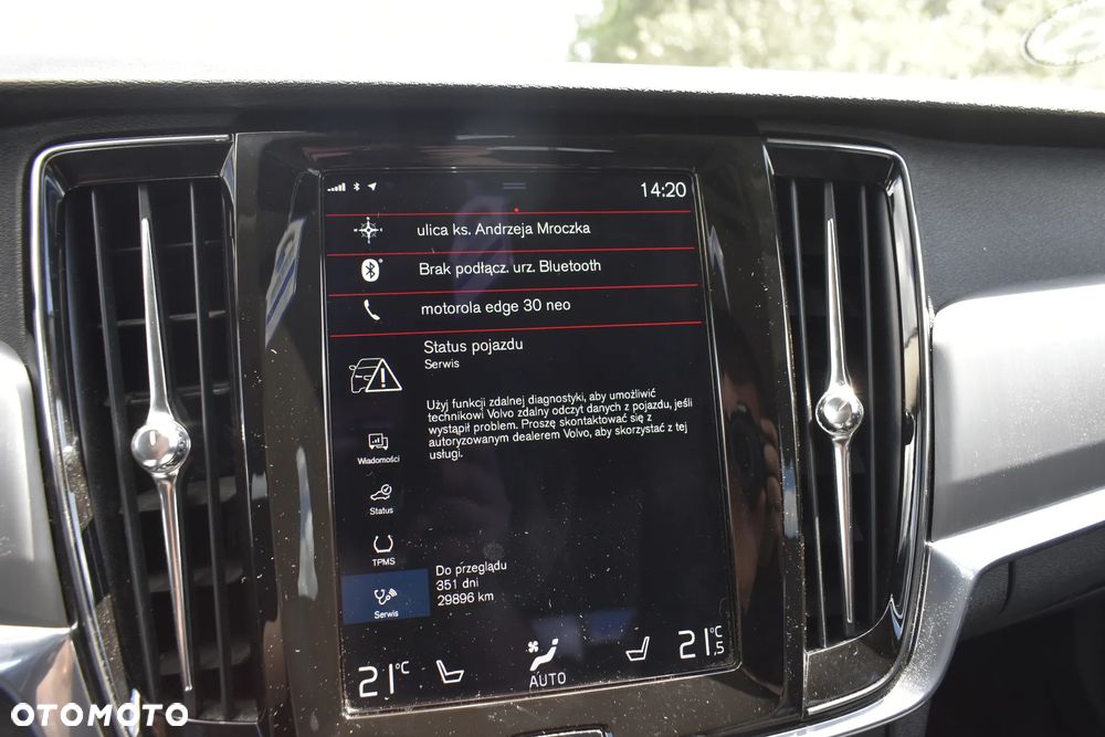 Volvo V90 D4 Momentum Pro - 21