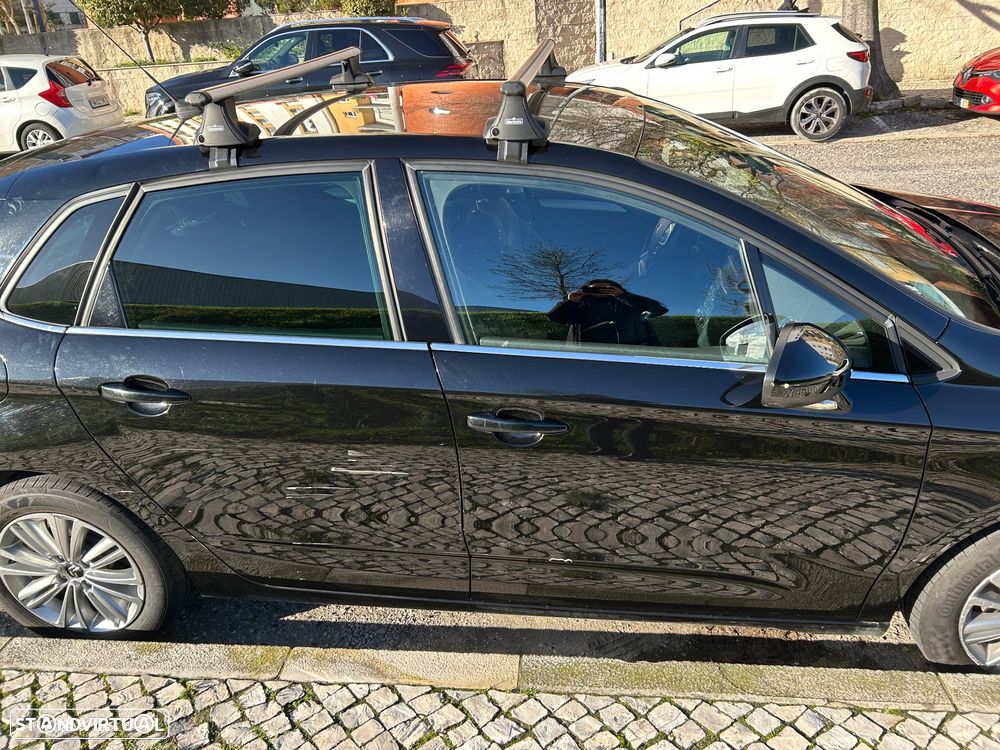 Citroën C4 1.6 HDi Seduction - 12