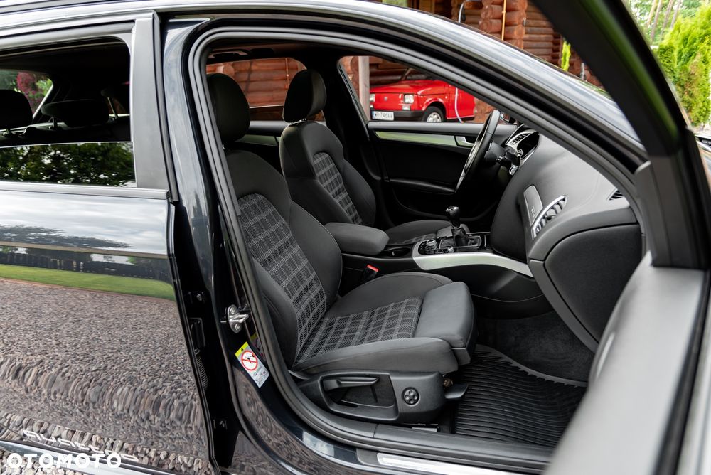 Audi A4 Avant 2.0 TFSI quattro S line Sportpaket - 23