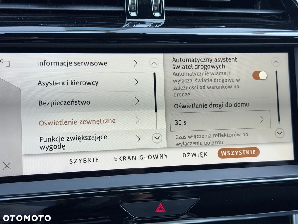 Jaguar XE 2.0 P300 AWD R-Dynamic SE - 26