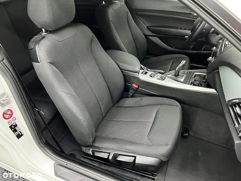 BMW Seria 2 218d M Sport - 28