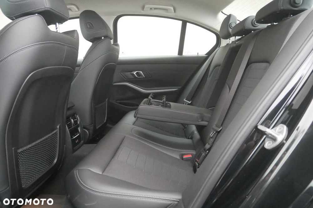 BMW Seria 3 - 15