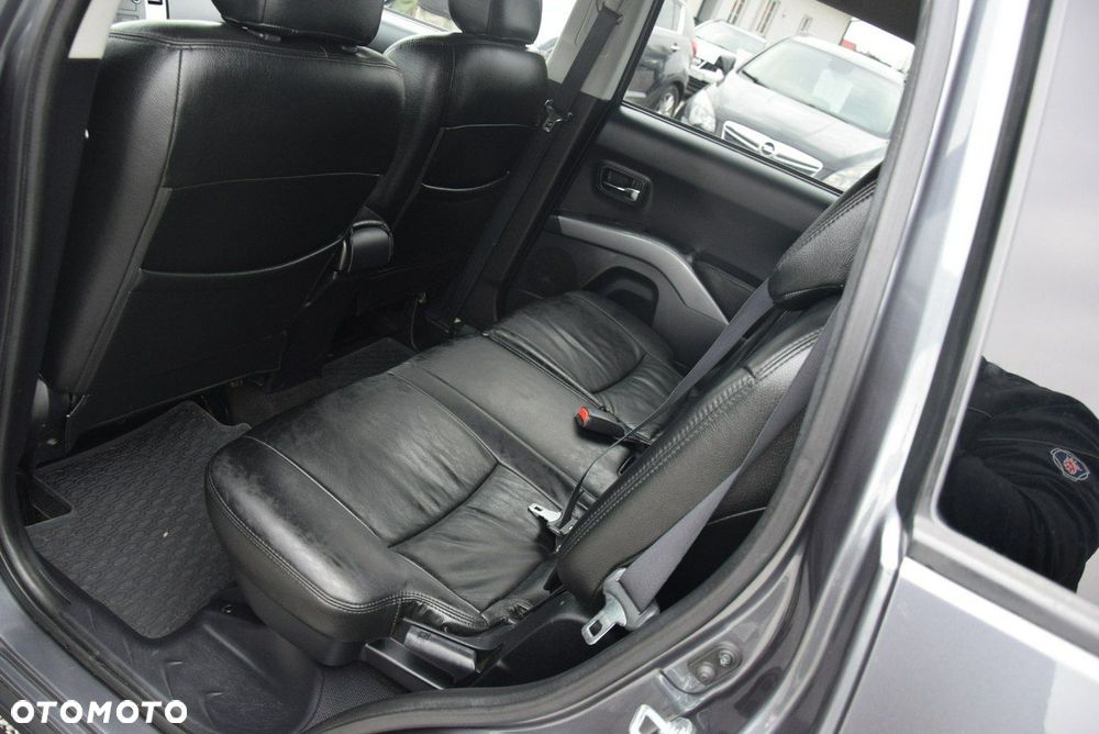 Mitsubishi Outlander 2.0 DI-D 4WD Inform - 20