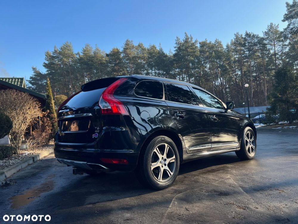 Volvo XC 60 - 4