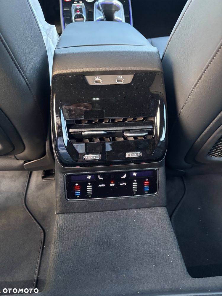 Audi A6 Avant 40 TDI S tronic design - 18