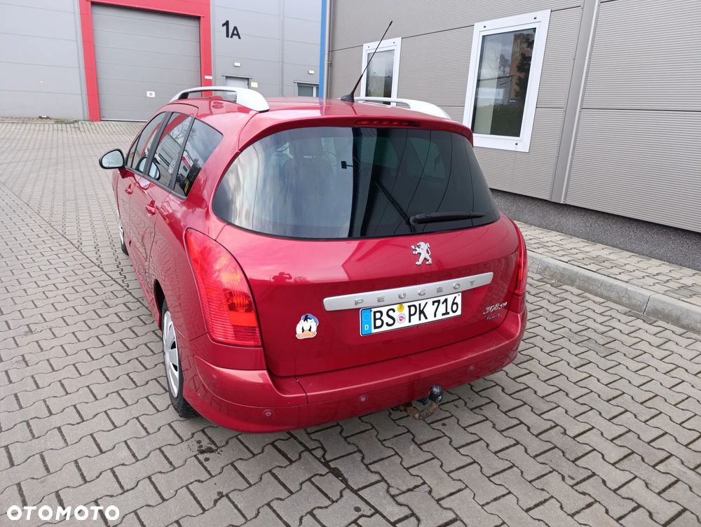 Peugeot 308 120 VTi Family - 12