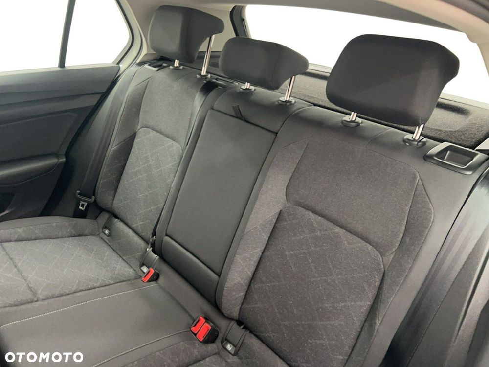 Volkswagen Golf - 12