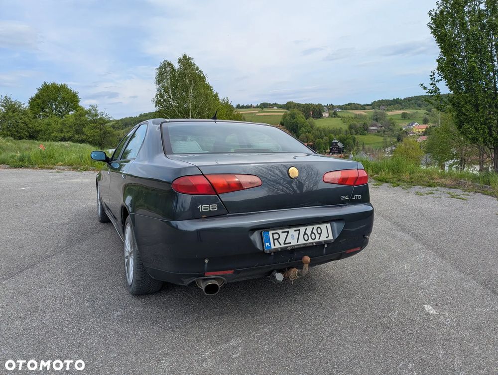 Alfa Romeo 166 2.4 JTD Distinctive - 7