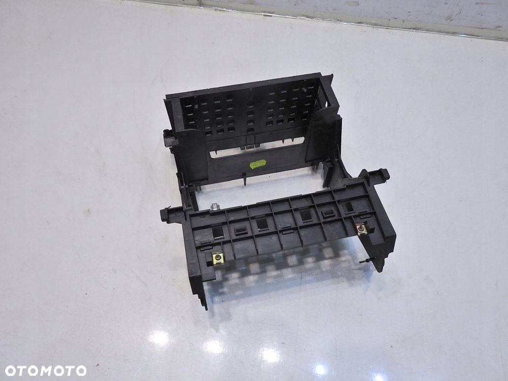 RAMKA STELAŻ RADIA AUDI A4 B7 8E0858005E - 7
