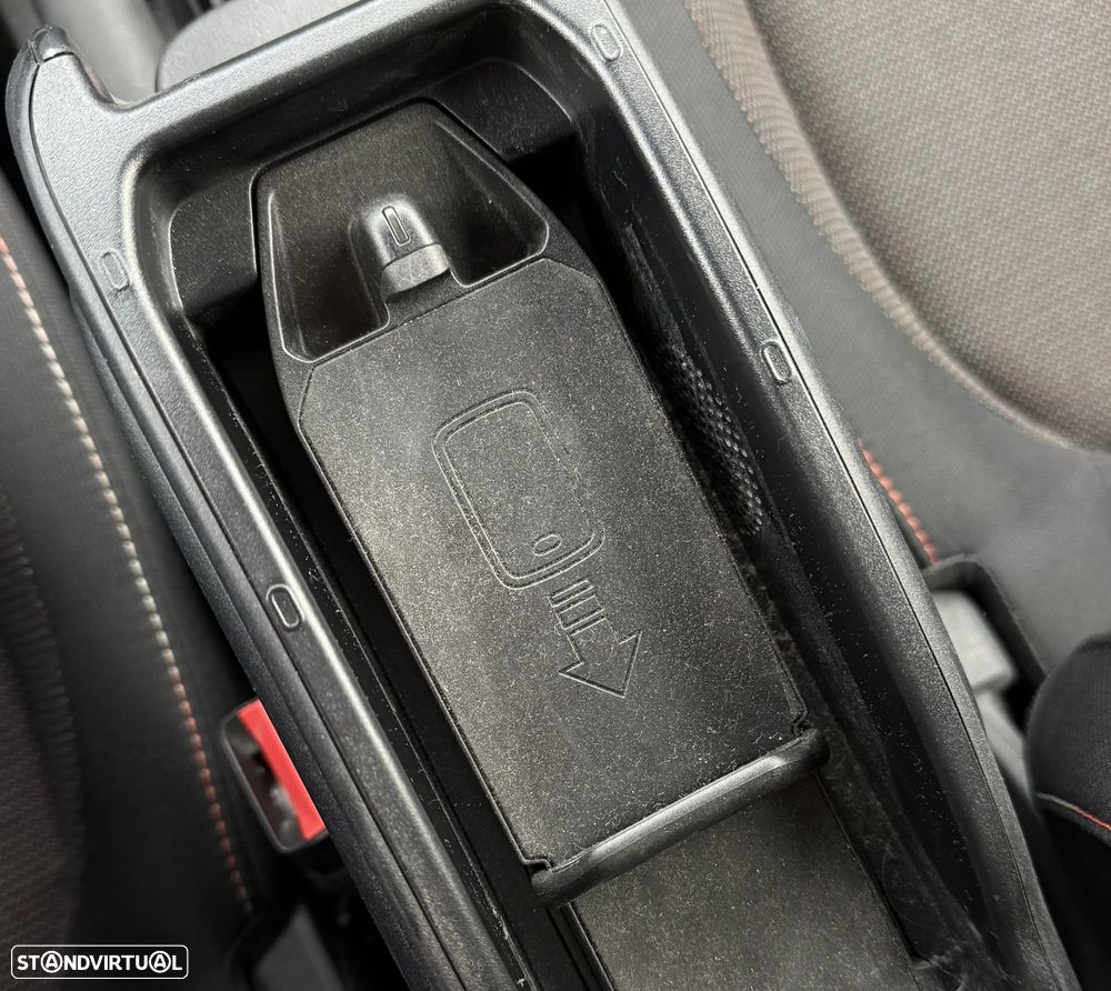 MINI 3 Portas One Auto - 39