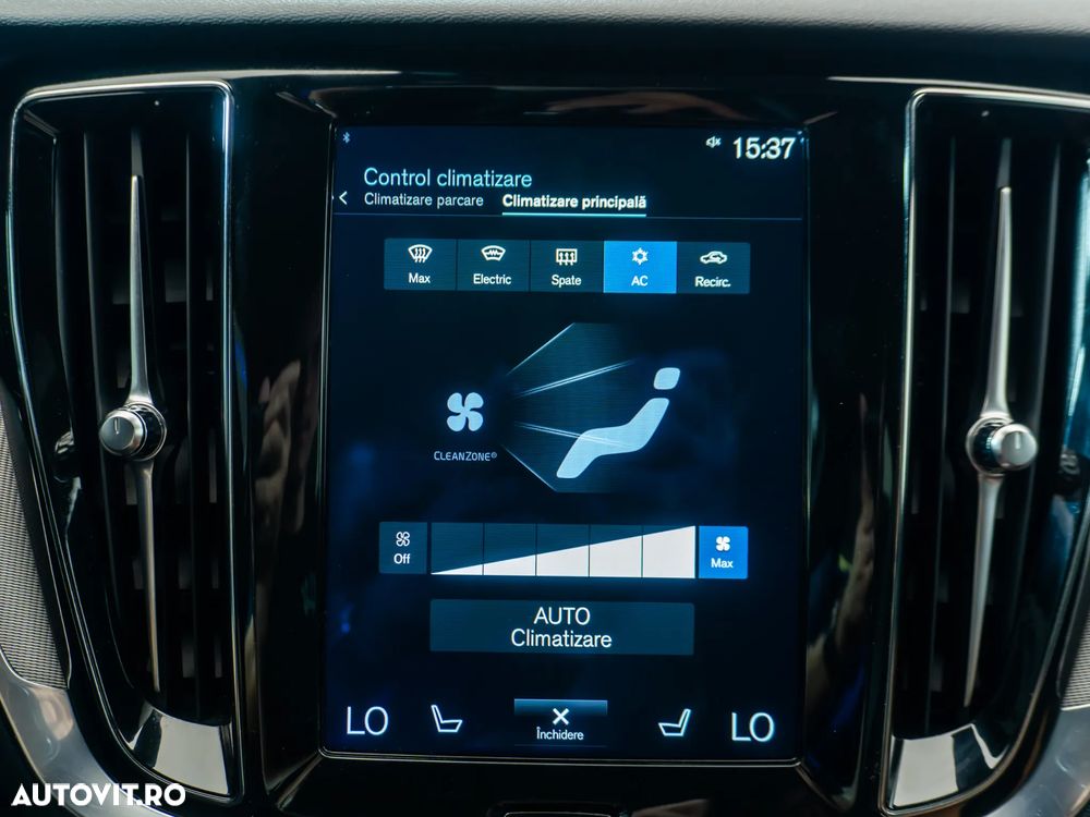 Volvo V60 T6 AWD Recharge Geartronic RDesign - 37