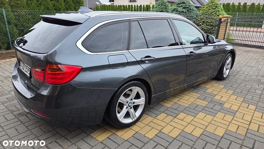 BMW Seria 3 320d Efficient Dynamics Edition Sport Line - 3