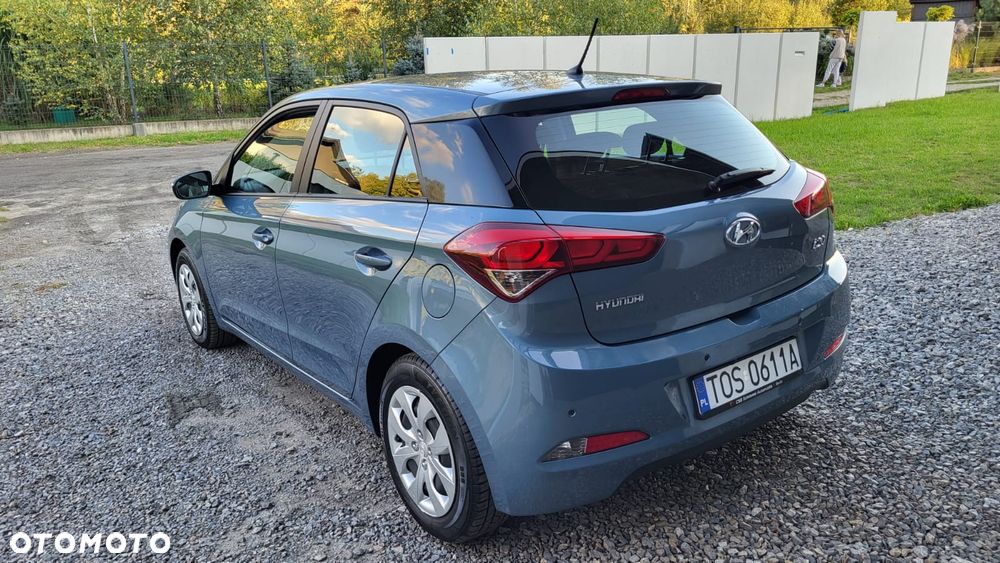 Hyundai i20 blue 1.2 YES!+ - 11
