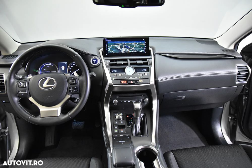 Lexus Seria NX 300h - 9