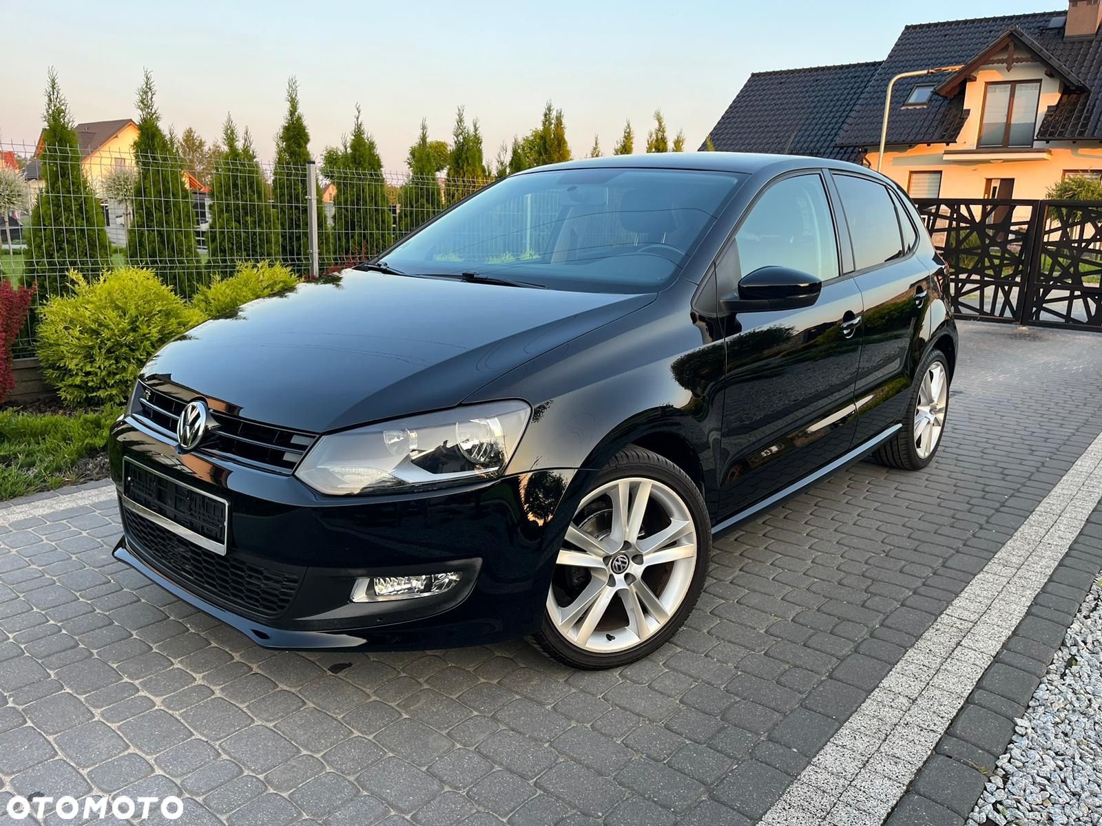 Volkswagen Polo - 1