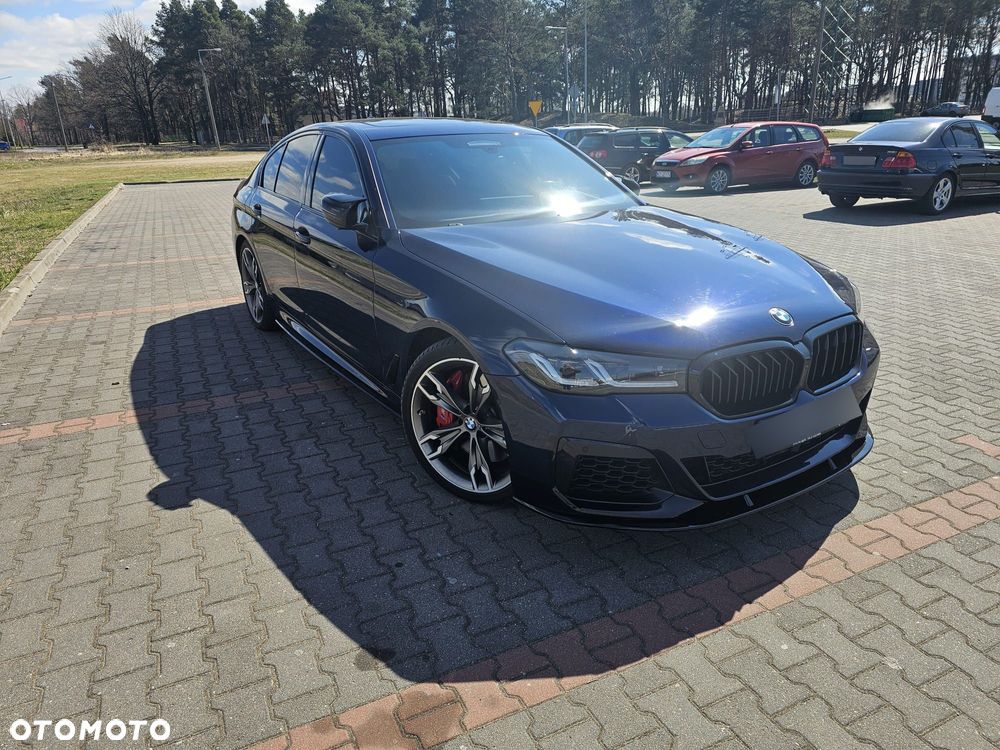 BMW Seria 5 M550i xDrive sport - 14
