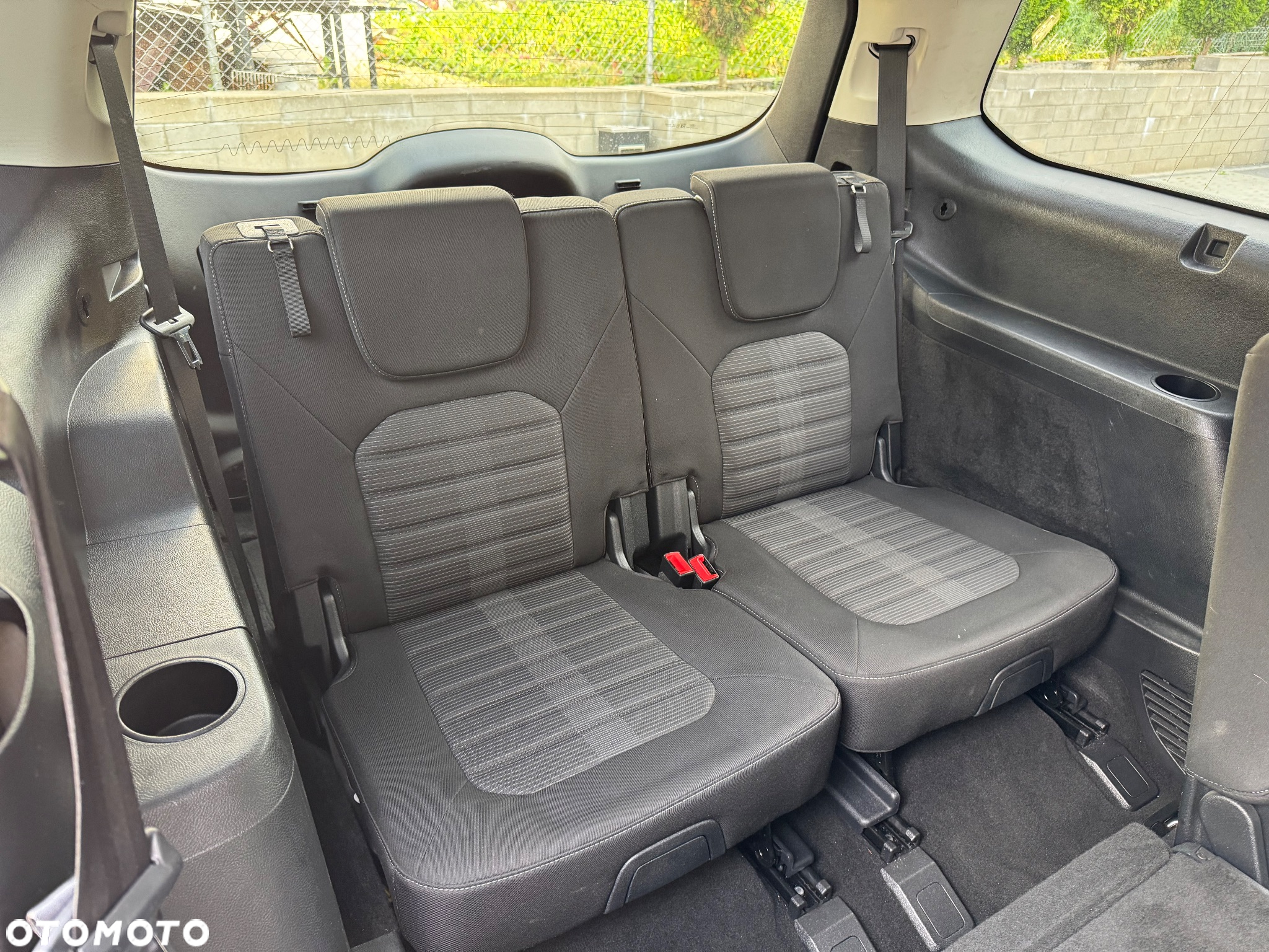 Ford Galaxy 2.0 TDCi Titanium - 17