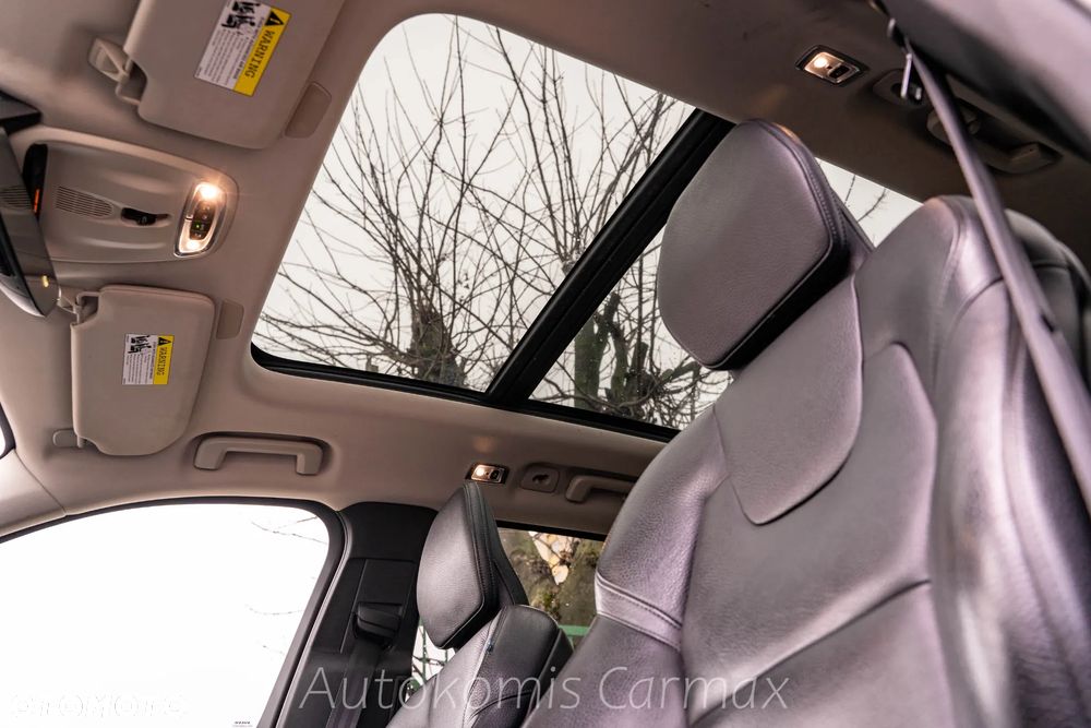 Volvo XC 90 T5 AWD Geartronic Momentum - 25