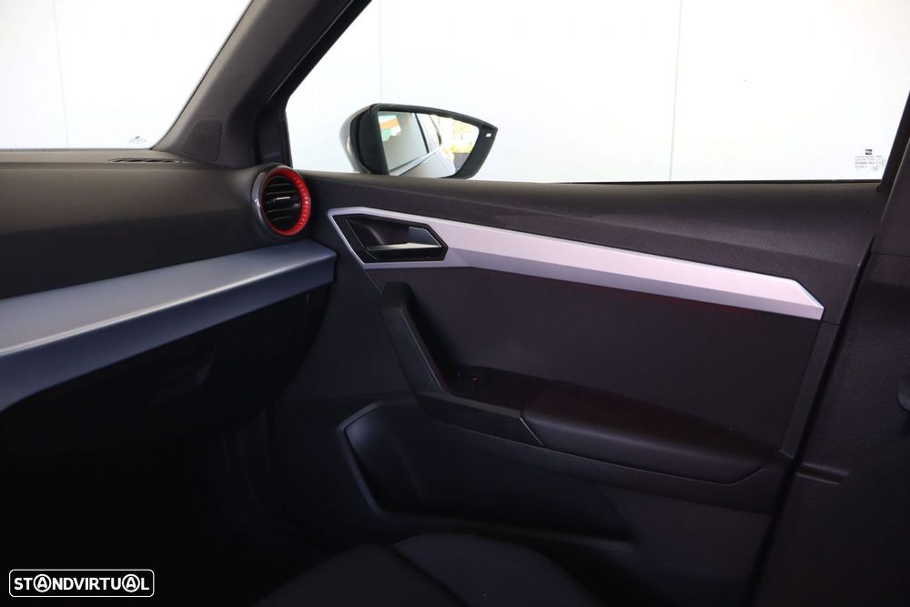 SEAT Arona 1.0 TSI FR — fotografia 21
