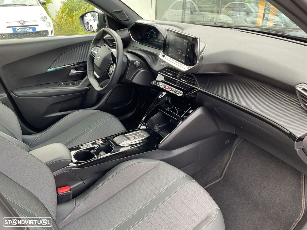 Peugeot e-2008 50 kWh Allure - 32