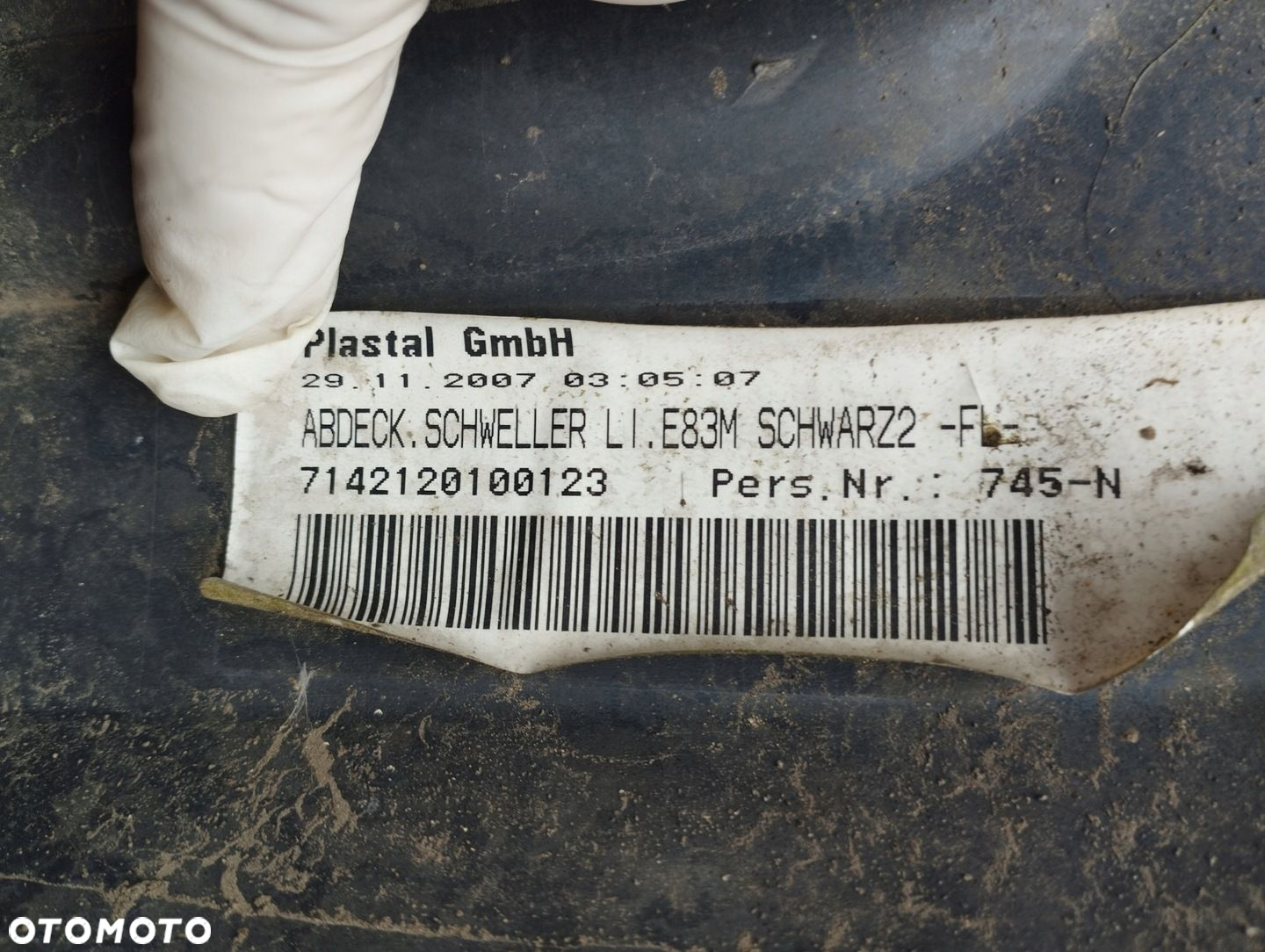 BMW X3 E83 NAKŁADKA LISTWA PROGOWA LEWA M-PAKIET - 10