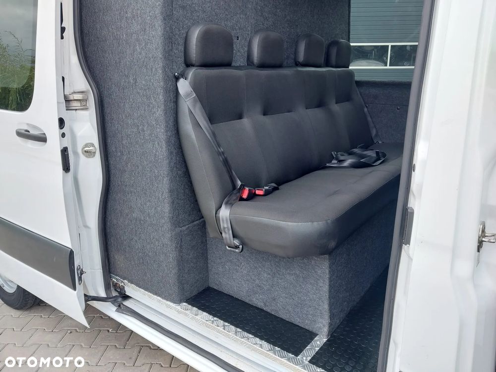 Mercedes-Benz Sprinter - 34