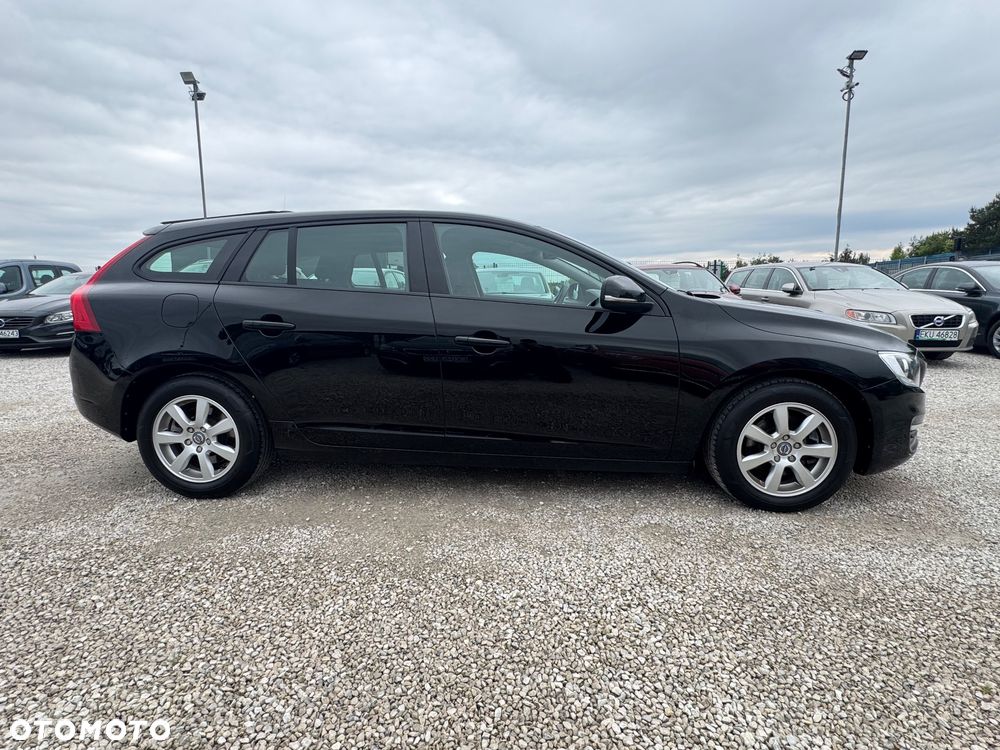 Volvo V60 D4 Drive-E Kinetic - 13