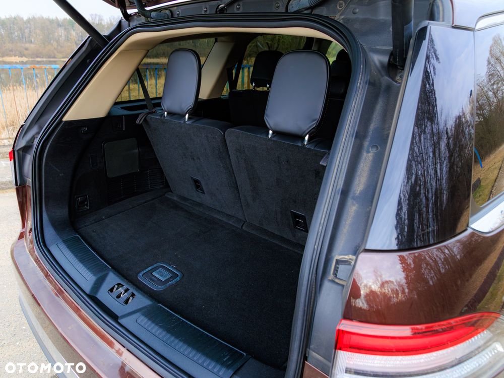 Lincoln Aviator - 12