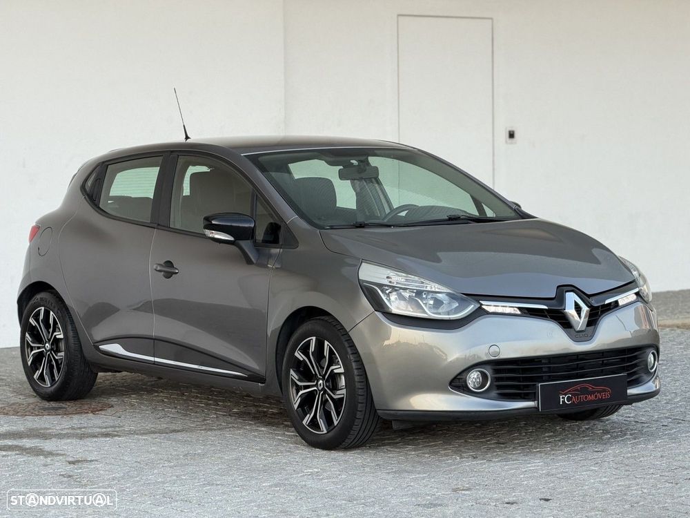 Renault Clio 1.5 dCi Dynamique S - 11
