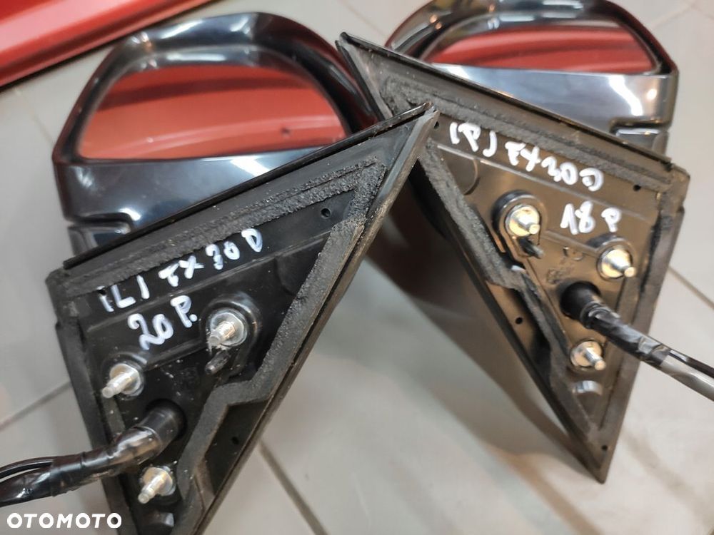 INFINITI FX30D LUSTERKO PRAWE 18 PIN KAMERA ORYGINAŁ UK - 9