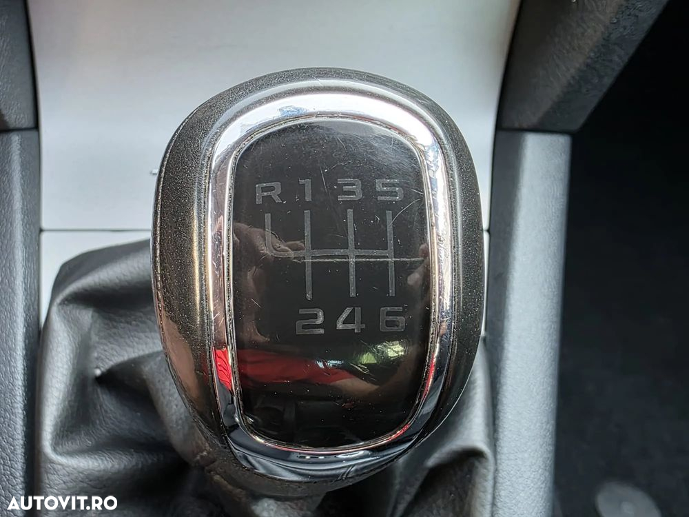 Skoda Octavia Combi 1.4 TSI FAMILY - 26