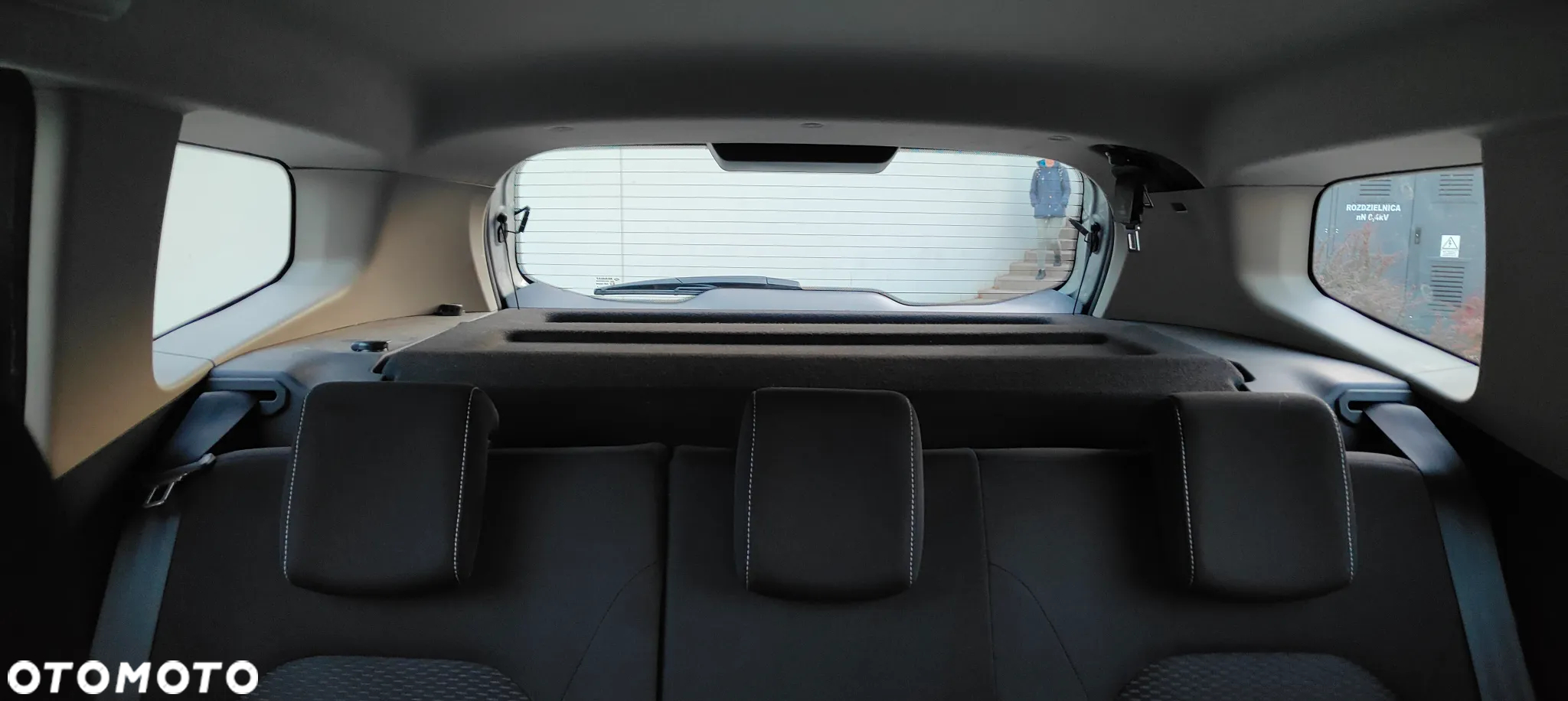 Dacia Duster 1.6 SCe Essential - 19
