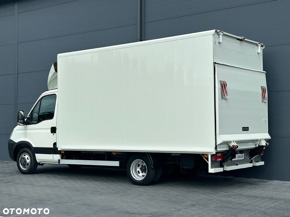 Iveco Daily 40C13 Kontener 8 palet + winda 750kg + drzwi boczne **Serwis**Sprowadzony**2011R** - 2