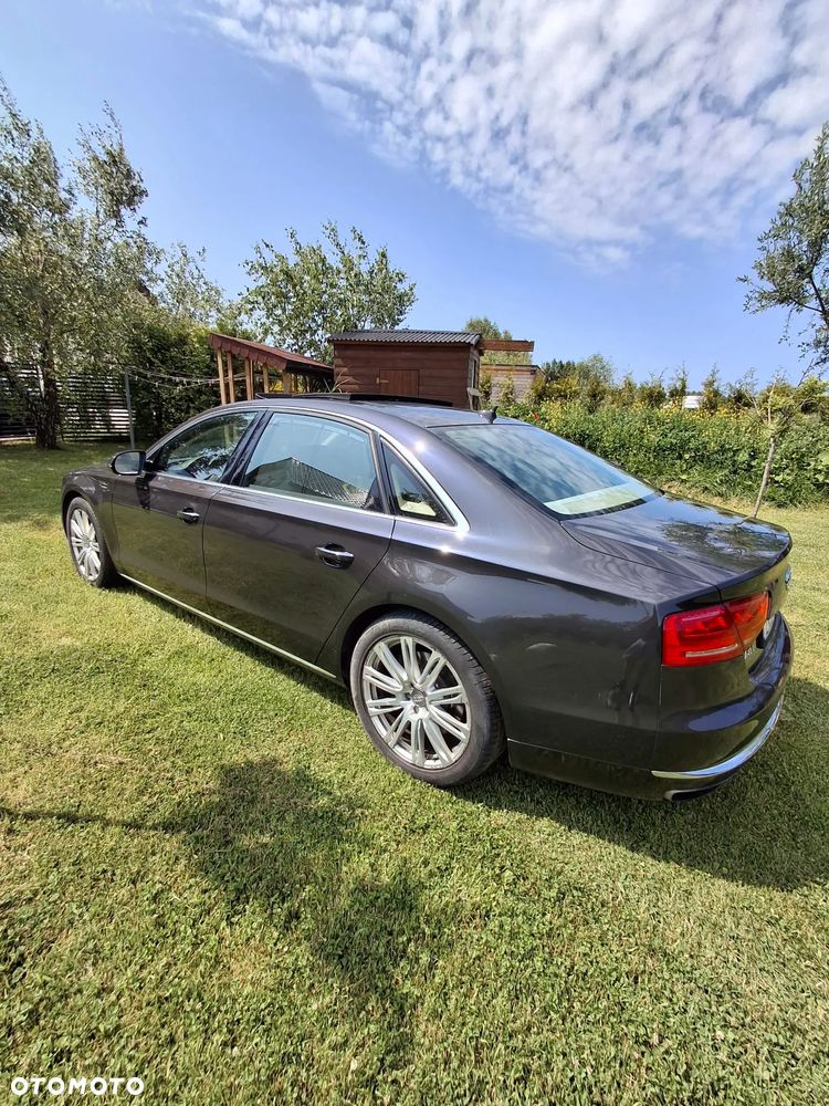 Audi A8 - 2