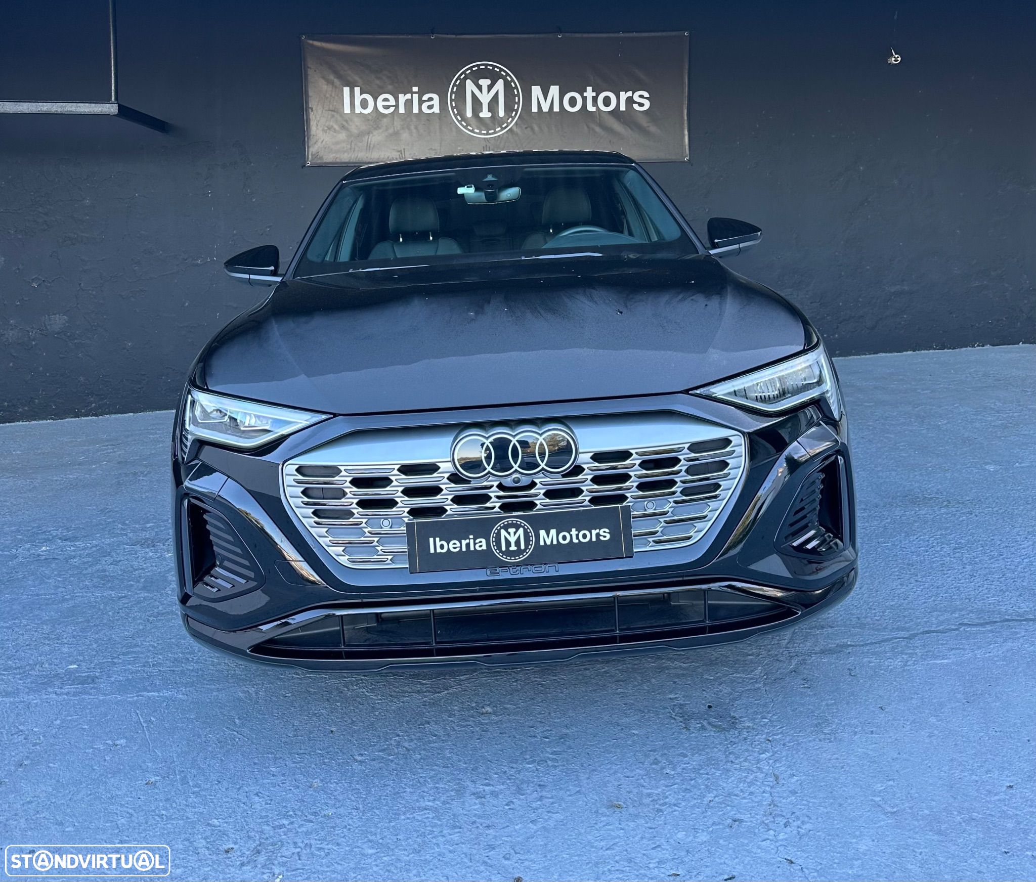 Audi Q8 e-Tron 50 quattro S line - 2