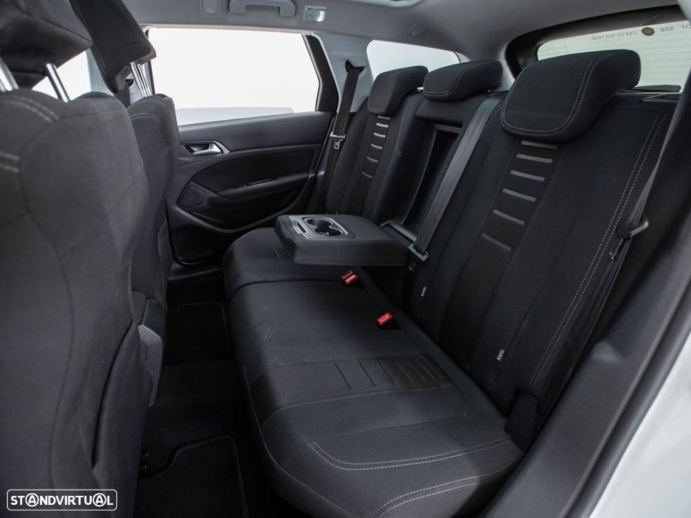 Peugeot 308 SW - 10