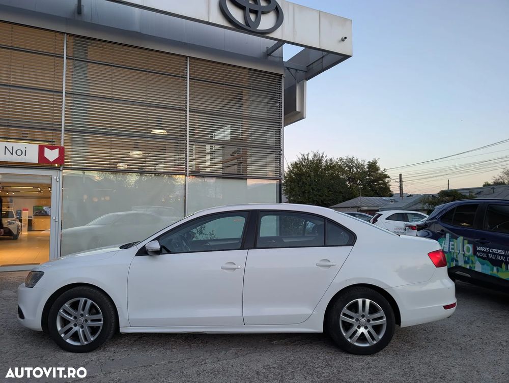 Volkswagen Jetta 1.2 TSI Trendline - 5