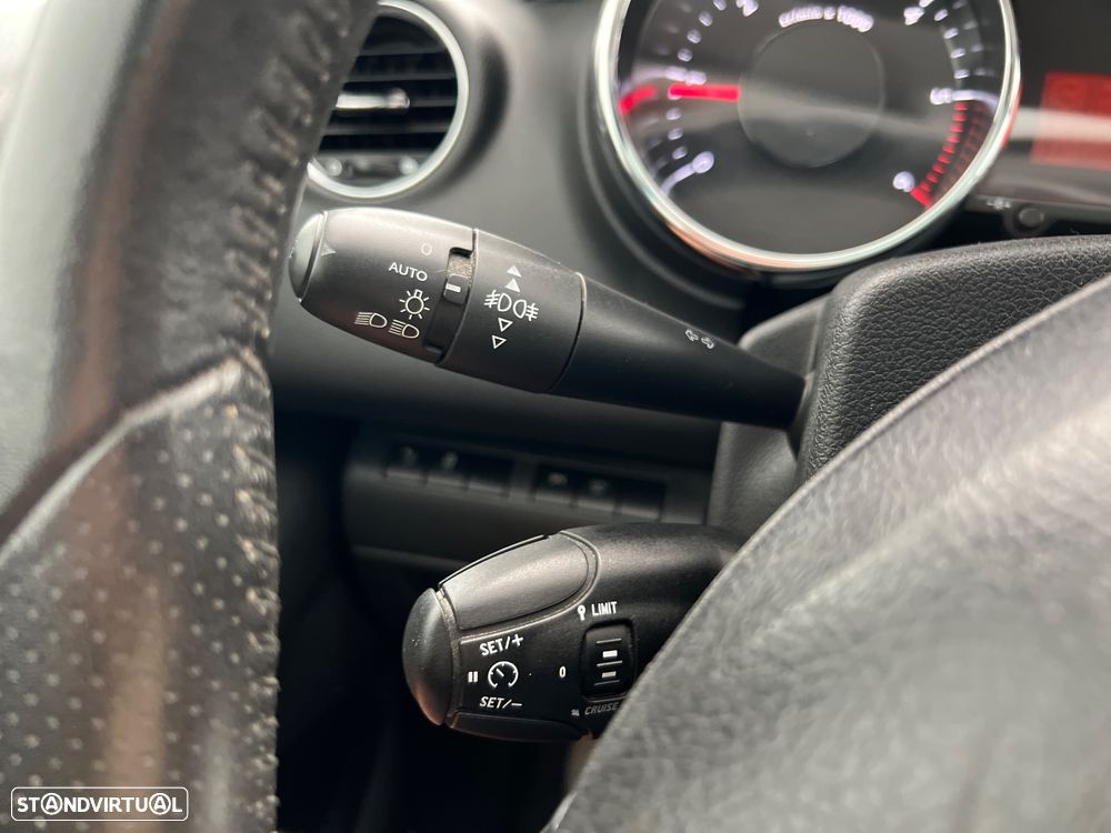 Peugeot 5008 1.6 BlueHDi Style - 21