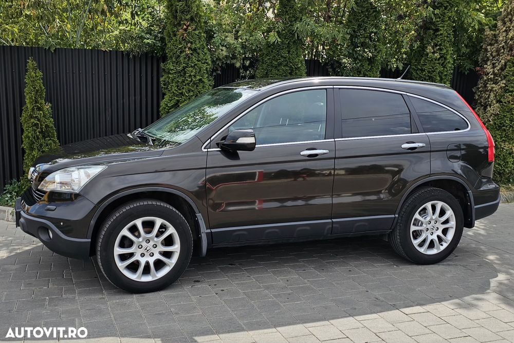 Honda CR-V 2.0i-VTEC Automatik Executive 50 Jahre Edition - 16
