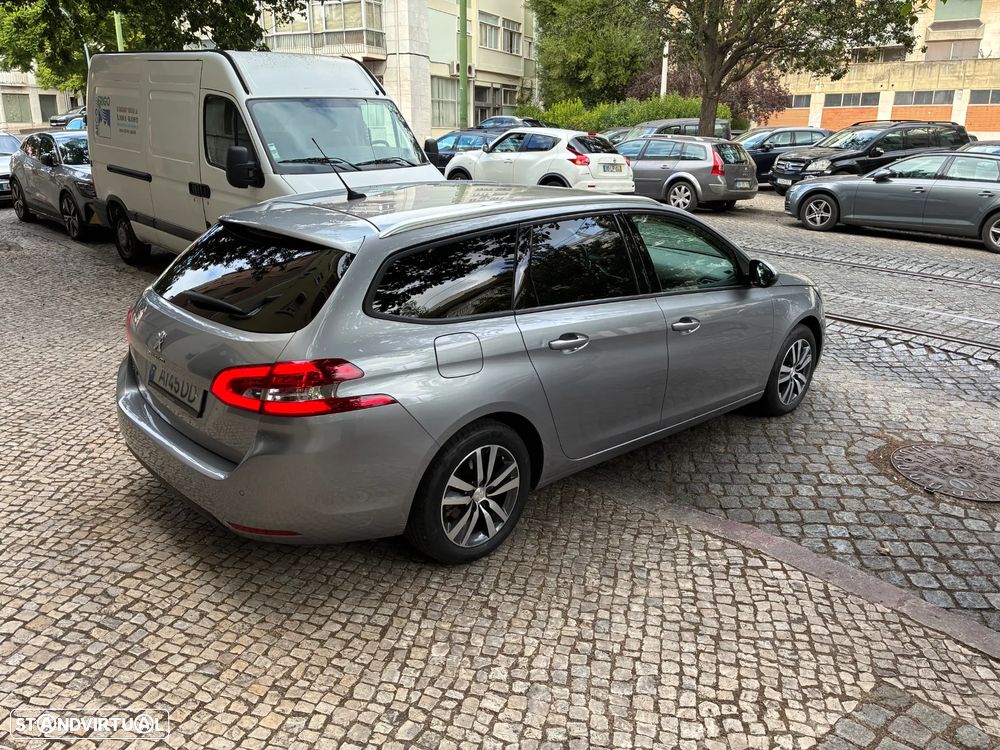 Peugeot 308 SW BlueHDi 130 EAT8 Style - 12