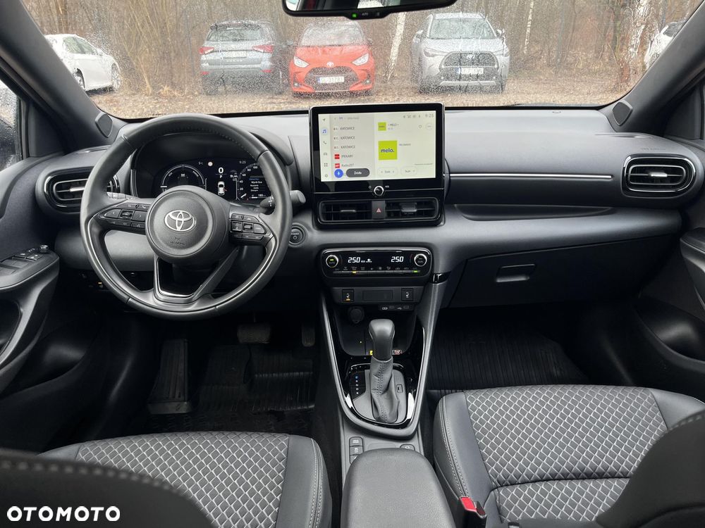 Toyota Yaris Hybrid 1.5 Executive - 17