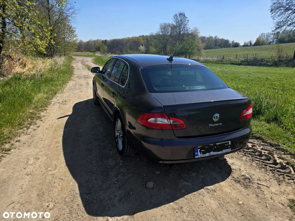 Skoda Superb 3.6 FSI 4x4 Elegance DSG - 5