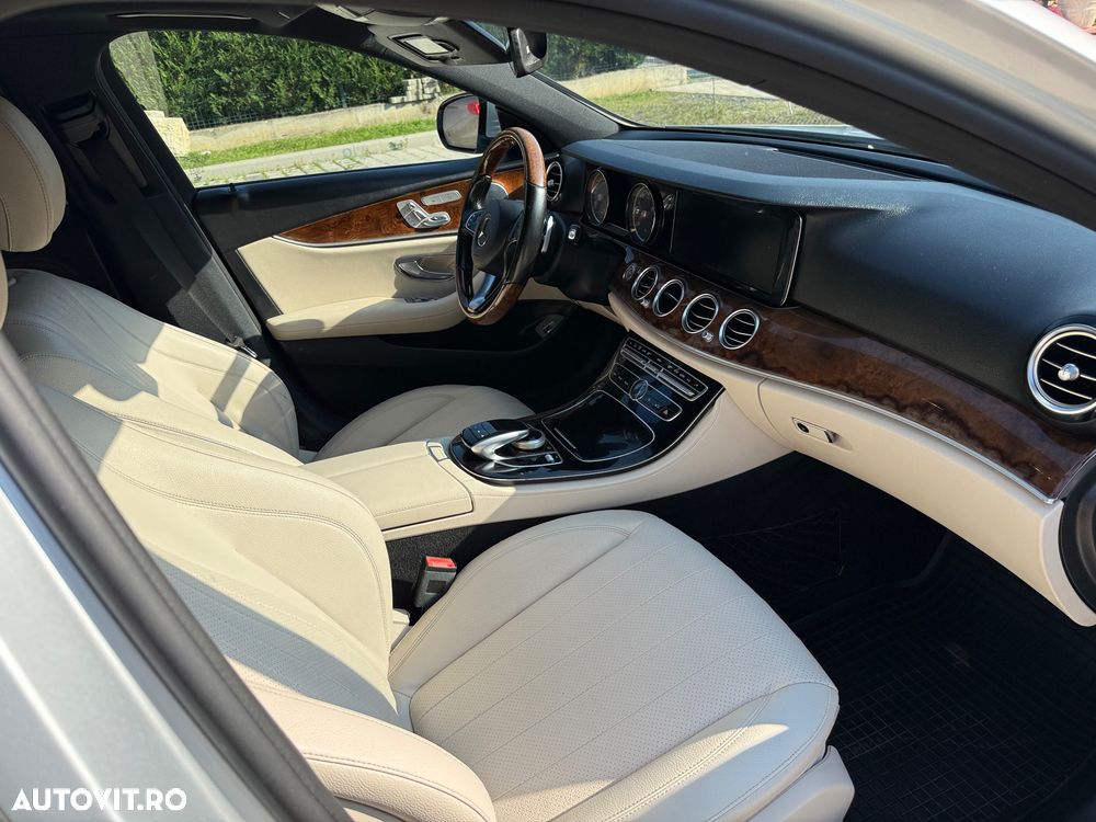 Mercedes-Benz E 300 Aut. - 15