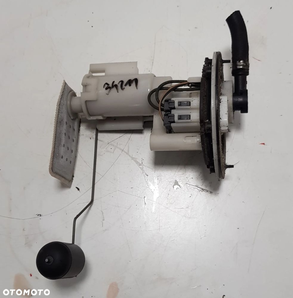 Yamaha Xenter 125 pompa paliwa - 1