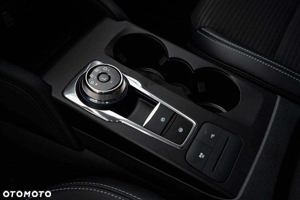 Ford Kuga 2.5 FHEV FWD Titanium X - 28